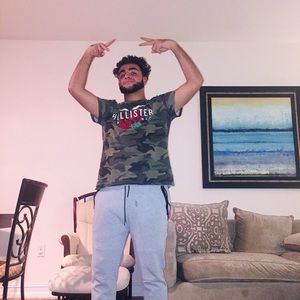 Meet your Posher, Jonathan